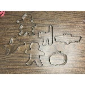 Metal Cookie‎ Cutters Fall Themed Set of 6 Scarecrows Pumpkin Bat Cat Ghost